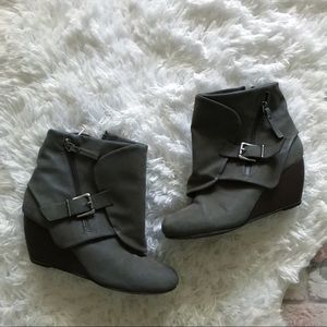 Blowfish grey wedges.